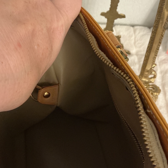 Louis Vuitton Gold and Tan Tote Bag - Picture 6 of 8